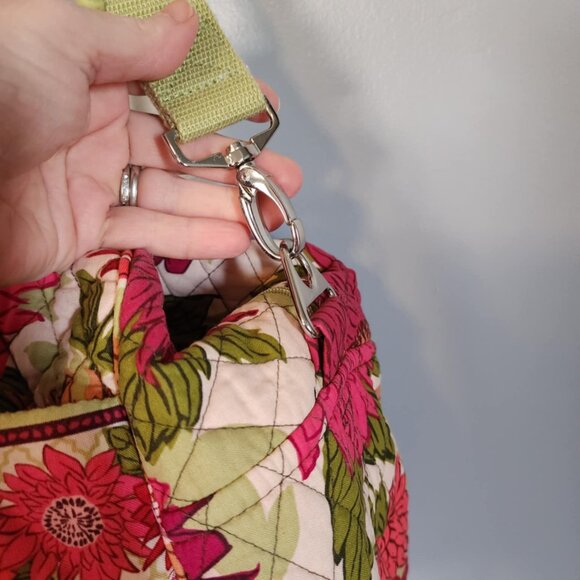Medium Vera Sized Crossbody Weekender Tote Quilted - Picture 7 of 10